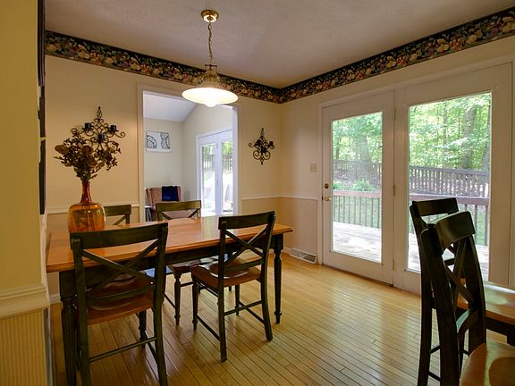 3rd image of 48 Brandywine Estates Dr