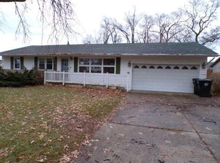 2523 Skyline Dr, Beloit, WI 53511