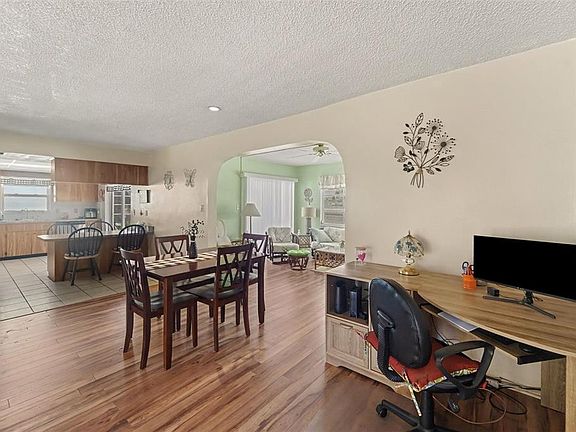 4th image of 8351 FOX HOLLOW DRIVE