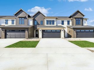 2103 Lacey Dr, Ames, IA 50010