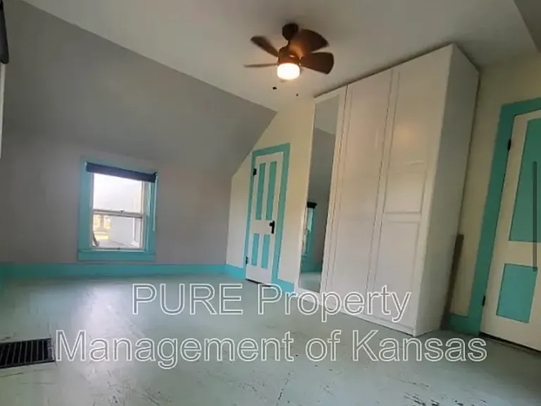 707 Liberty St — Photo 8