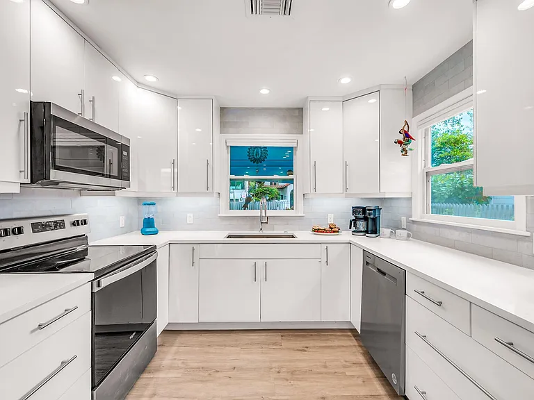 SE 2nd Ct — Photo 15