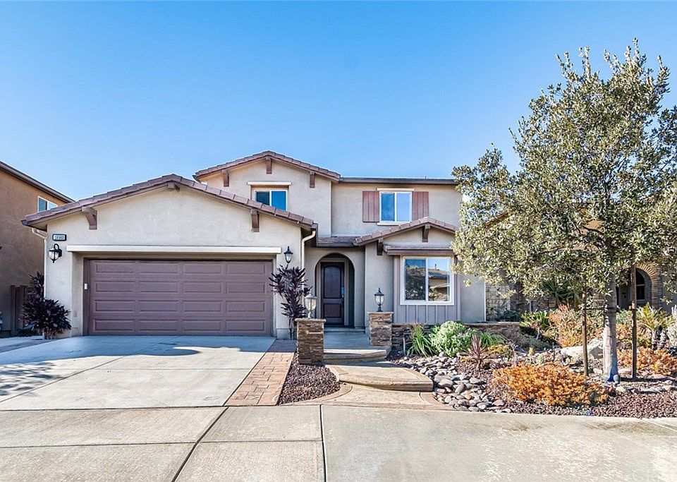 1st image of 19560 Lanfranca Dr