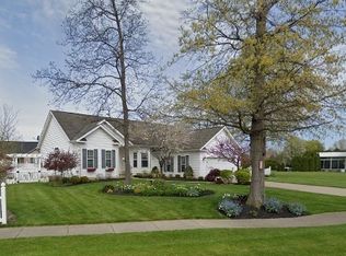 253 Glenvale Rd, Youngstown, NY 14174