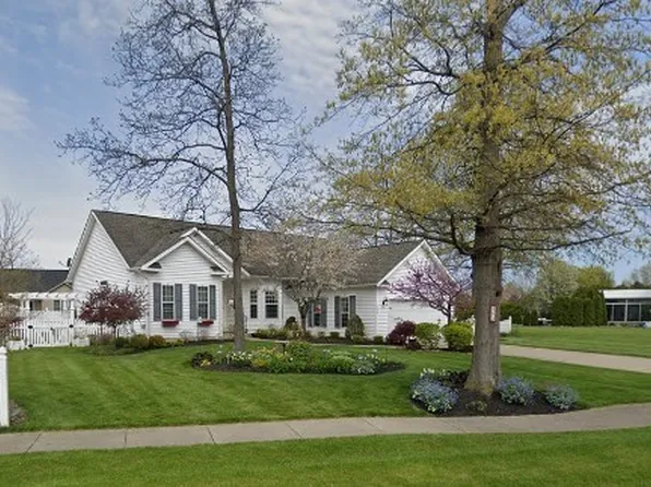 253 Glenvale Rd, Youngstown, NY 14174