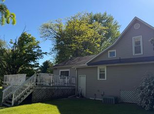 582 E Main St, Marcellus, MI 49067