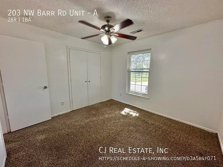 203 NW Barr Rd #A — Photo 6