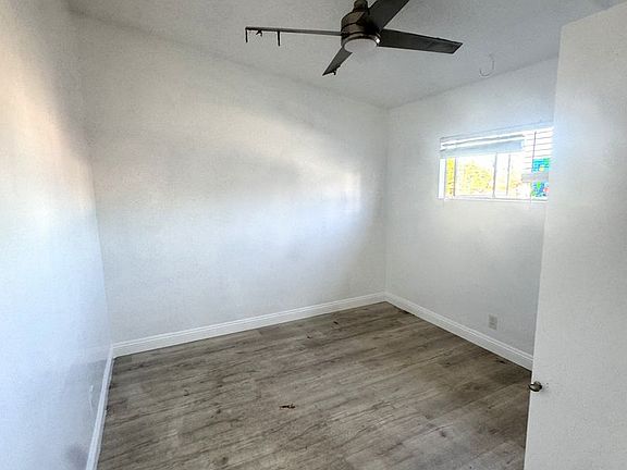 4th image of 8911 S Figueroa St APT 12