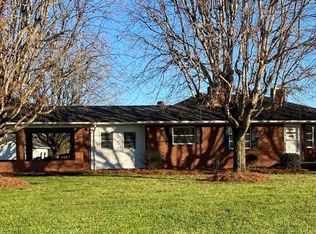 1933 Friendship Church Rd, Lexington, NC 27295