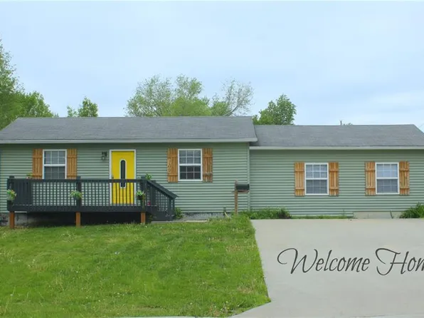 109 S Washington Ave, Knob Noster, MO 65336