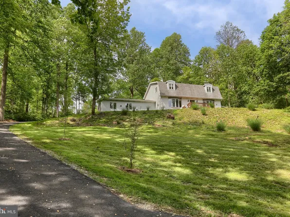 46 Gelsinger Rd, Reading, PA 19608