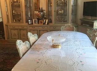 825 Middle Neck Rd #1A, Great Neck, NY 11024