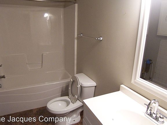 5th image of 153 Sunflower Cir
