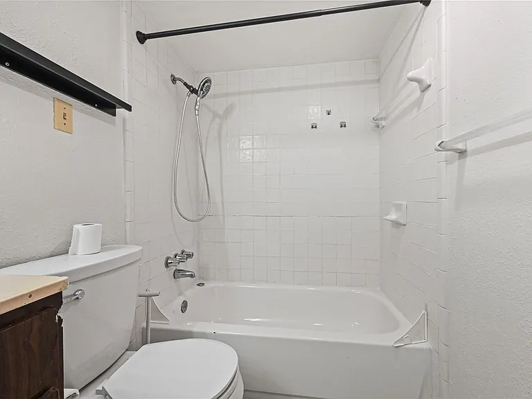 800 Post Oak Blvd #73 — Photo 13