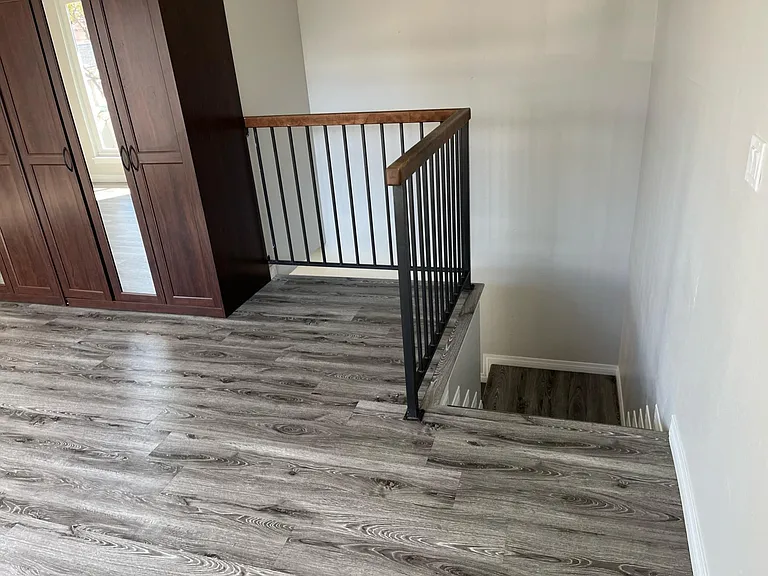 1042 Bennett Ave #1 — Photo 16