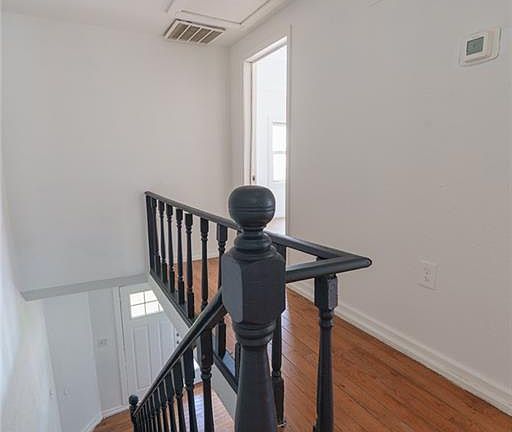 2nd image of 250 Pinner St