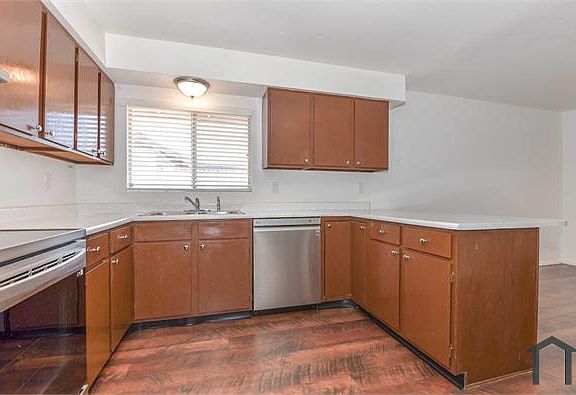 3rd image of 7233 W Luke Ave