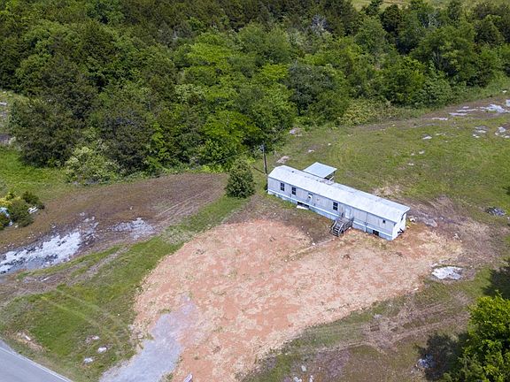 3rd image of 1972 Hill Rd