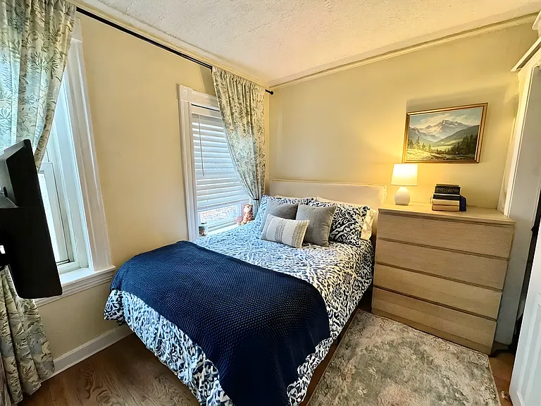 60 N Margin St — Photo 14
