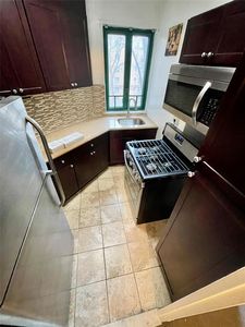 1596 Unionport Road #4E, Bronx, NY, 10462