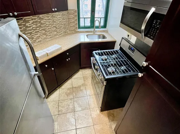 1596 Unionport Road #4E, Bronx, NY 10462
