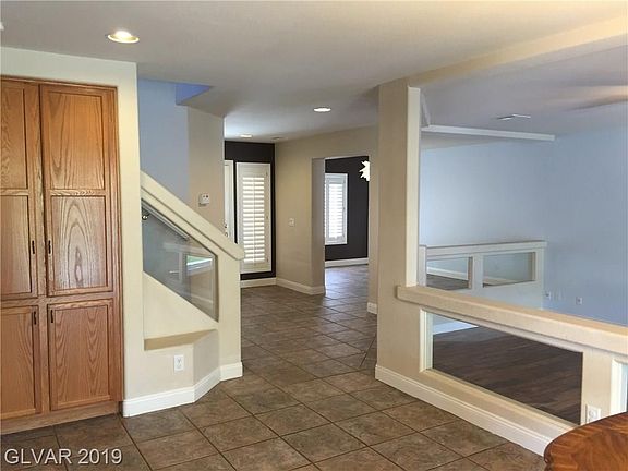 4th image of 836 Chinook Breeze Ct