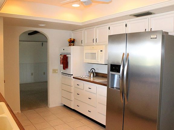 3rd image of 13530 W Hyacinth Dr