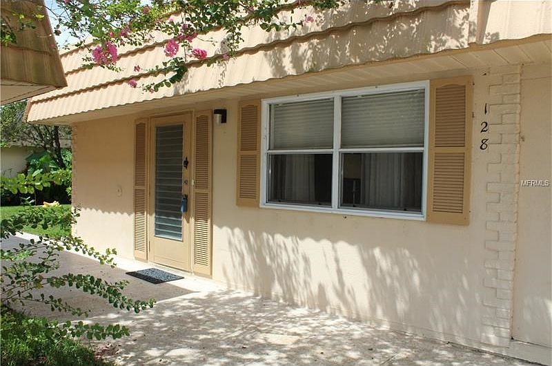 Front View of Condo