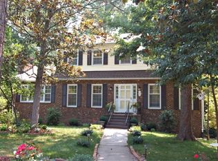 405 Knob Ct, Chapel Hill, NC 27517