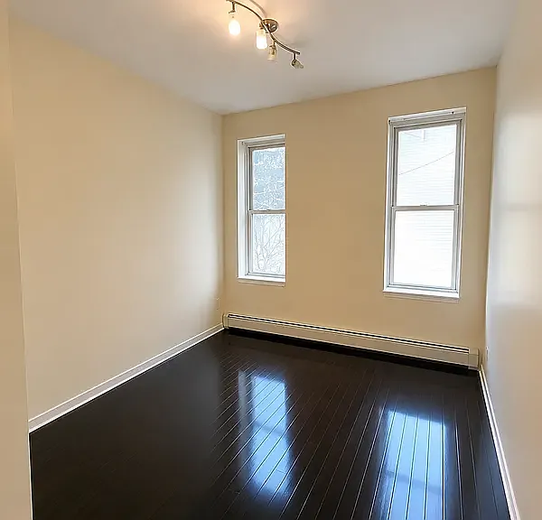 239 Kingston Ave #3 — Photo 4
