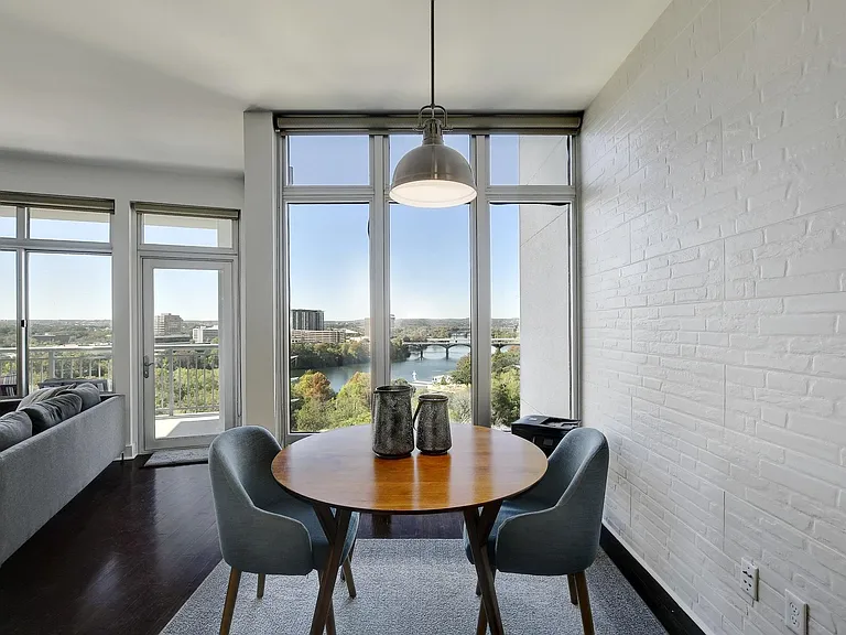 603 Davis St #1011 — Photo 15