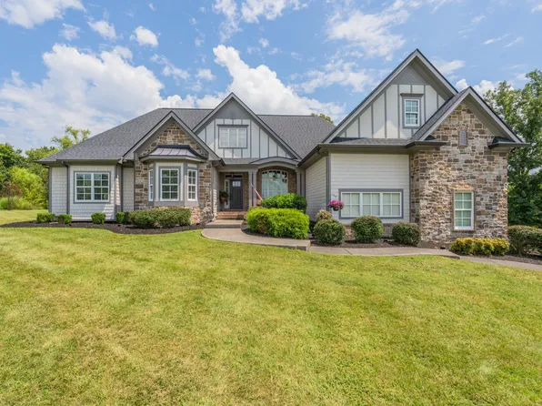 7300 Stirrup Ln, Fairview, TN 37062