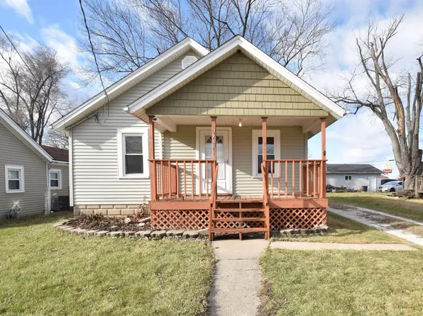 3719 S Chalmers Ave, Peoria, IL 61607