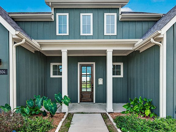 2nd image of 804 Republic Row
