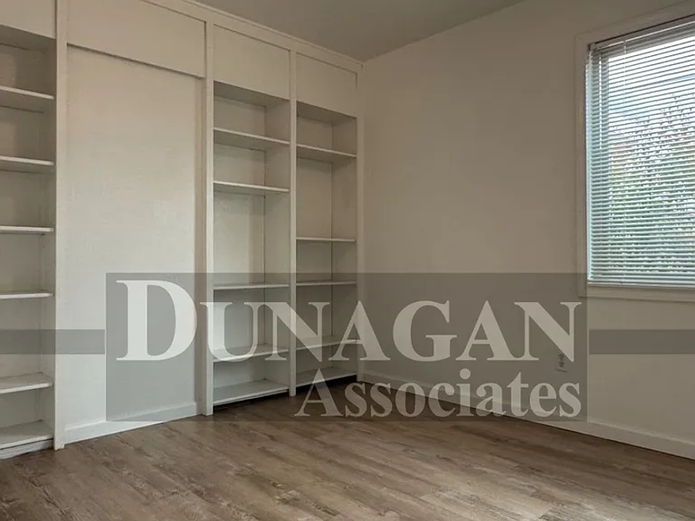 1202 W Edwards St — Photo 7