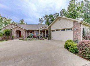 268 Razorback Dr, Hot Springs, AR 71913