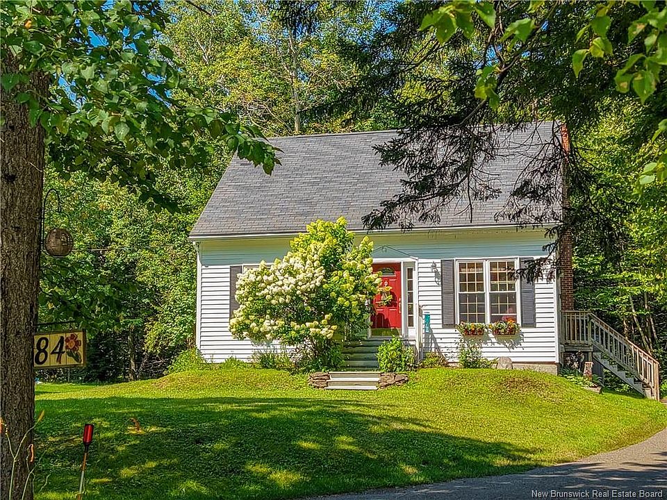 1st image of 84 Tudor Ave