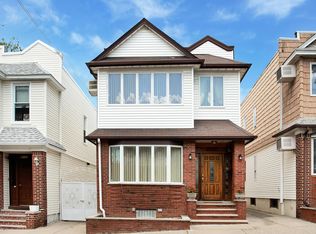 8003 88th St, Glendale, NY 11385