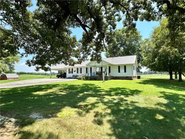 715 Beason Rd SE, Calhoun, GA 30701