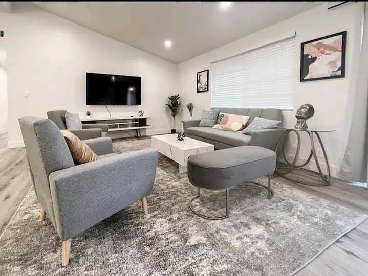 1st image of 20435 Miranda St