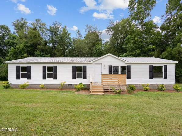 2110 Fisher Drive SE, Winnabow, NC 28479
