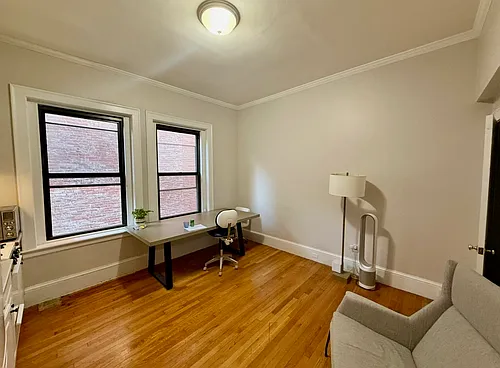 10 Fairfield St #3 Photo 1