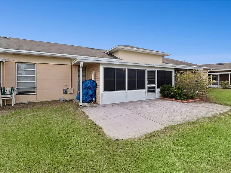 3821 Club Cir — Photo 17