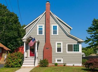 75 Chestnut St, Fairhaven, MA 02719