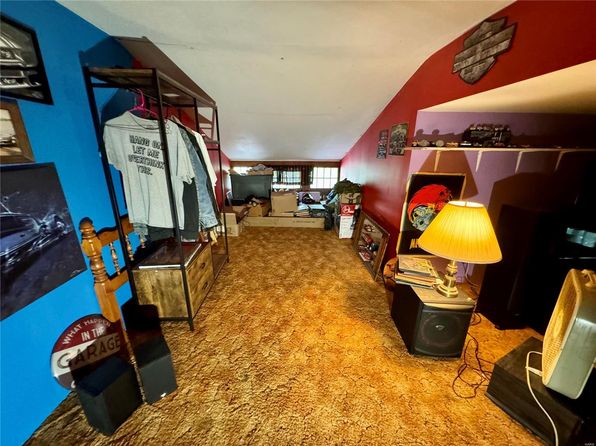 501 S 4th St, Canton, MO 63435