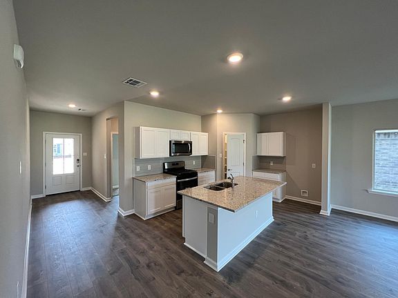 5th image of 129 Abbeywood Ct