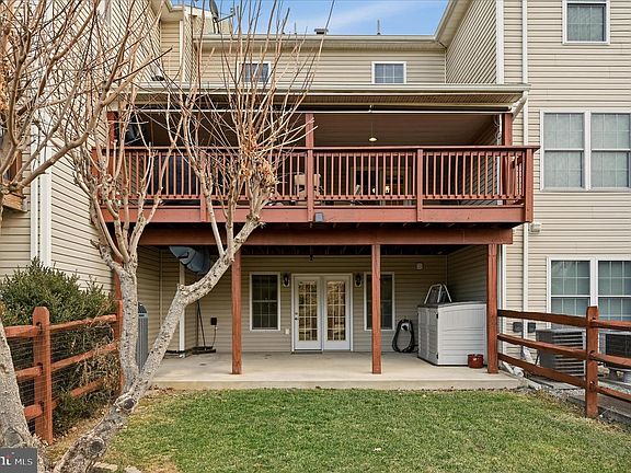 2nd image of 160 Baltusrol Dr