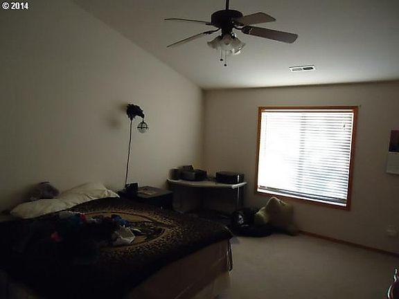 2nd image of 10200 NE 109th Ave