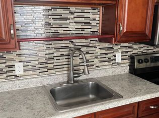 640 N 11th St, Reading, PA 19604