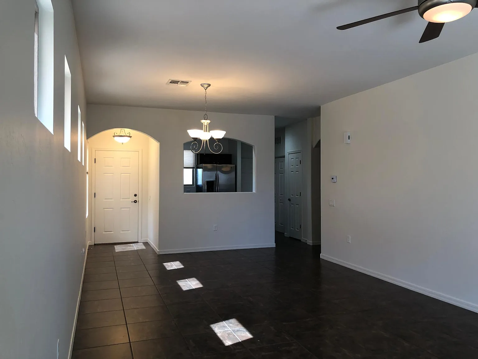 347 W Calle Moncayo — Photo 3